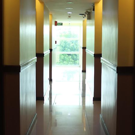 La Interline Hotel Davao City Екстериор снимка